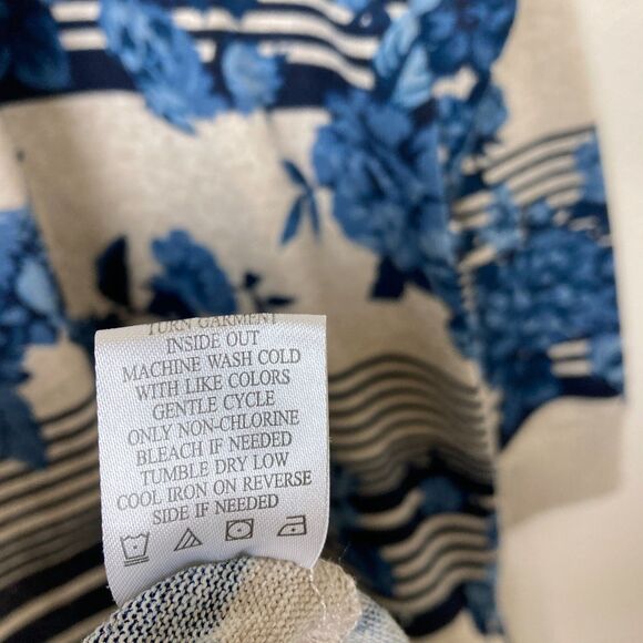 Absolutely Famous Women's Sweater Size 2X Blue Tan Floral Stretch Neck Cutout - Picture 7 of 7